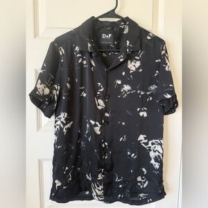 DENIM & FLOWER Men's Black and Cream color Casual Button Down Shirt